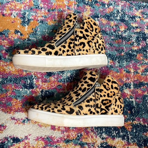 Steve Madden Caliber Leopard Wedge Sneaker Bootie size 6 Mobwife - Picture 5 of 10